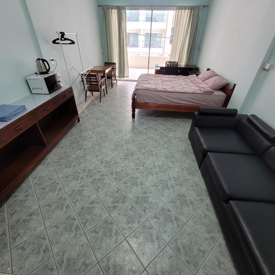 Chamchuree Residence Jomtien Beach Buitenkant foto